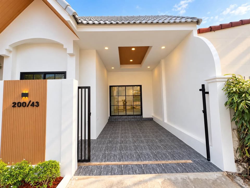 Renovated single-storey townhouse in Phetlada Village, Ban Khian – photo 3