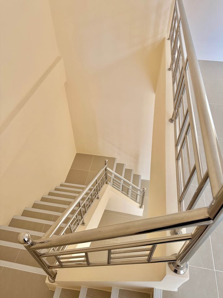 New 3-storey 4-bedroom shophouse for rent in Kathu – photo 6