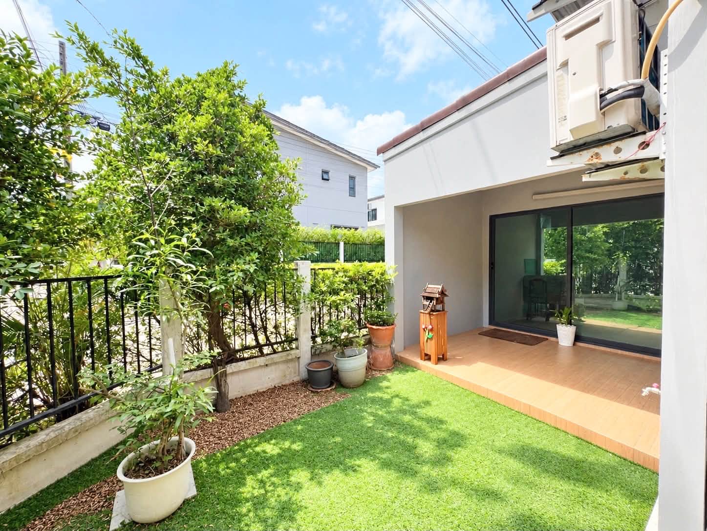 4-bed townhome at Ocean Town, Ku Ku, Phuket Town – รูปที่ 2