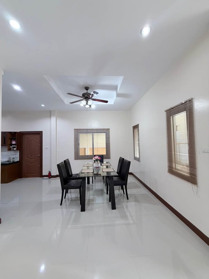 3-bedroom house for rent in Somboon Sap Village, Ban Pon – photo 3