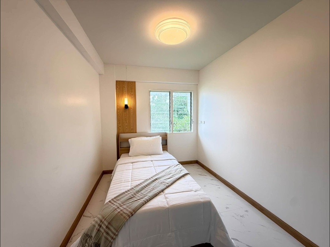 Renovated 2-bed corner unit at Ban Phon Housing – photo 5