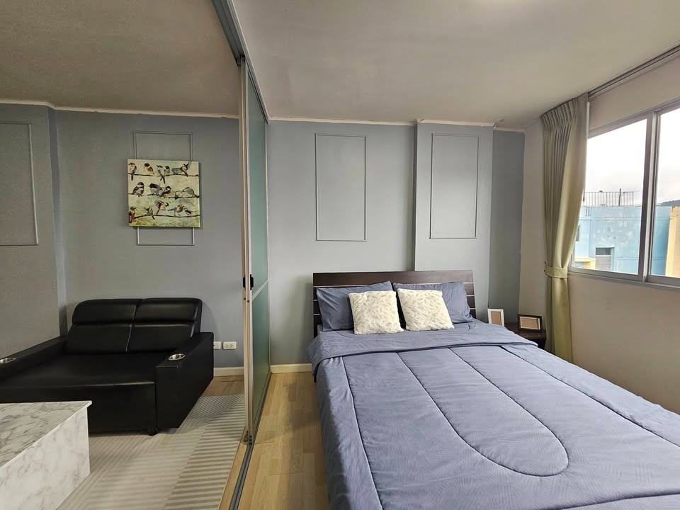 Pool-view condo with tenant for sale at Dcondo Kathu – รูปที่ 3