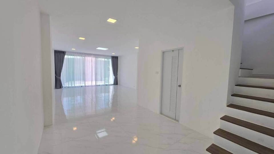 Ready-to-move 2-storey townhouse in Kathu – รูปที่ 3