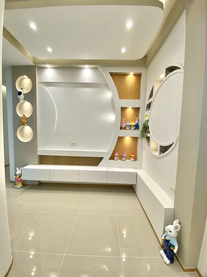 Renovated 2-storey townhome for sale in Rassada near Mission Hospital – photo 3