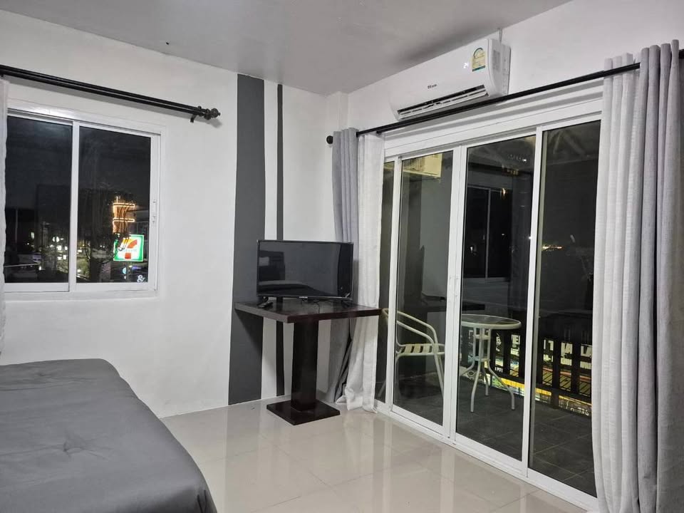Fully furnished studio apartment for rent on Soi Ta-iad – photo 3