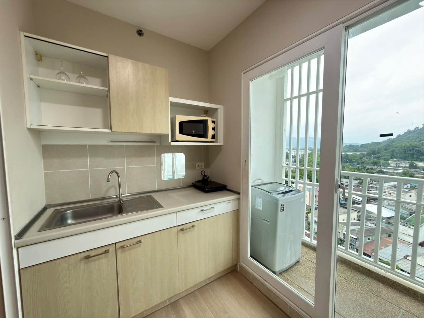 Studio condo for rent at Supalai Downtown, Phuket Town – photo 5