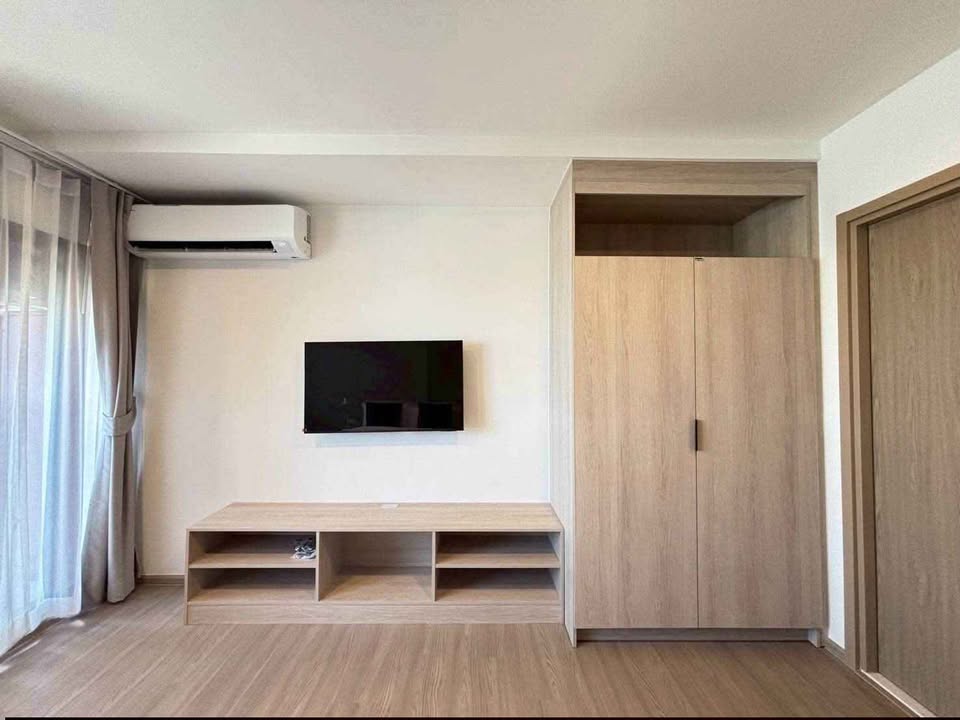 Furnished pool view studio for rent at The Base Bukit – photo 7