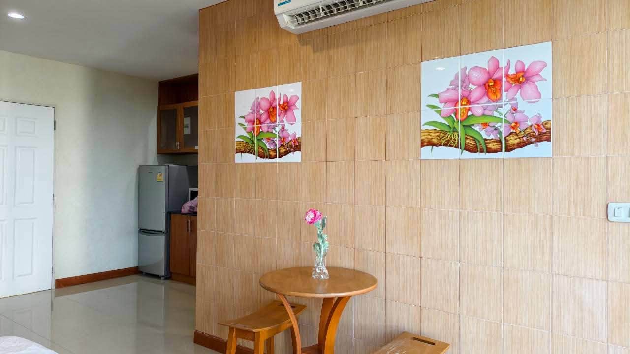 Furnished mountain view condo at Condotel Buri 1, Chalong – photo 6