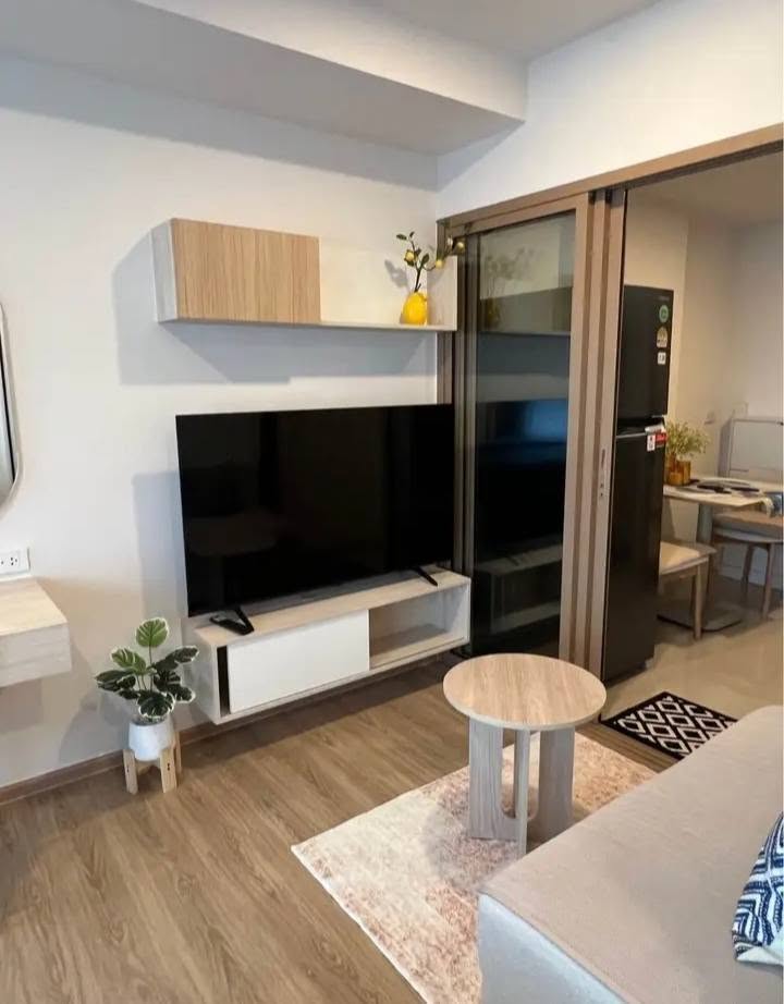 Brand-new furnished condo for rent at Essen Condominium – photo 3