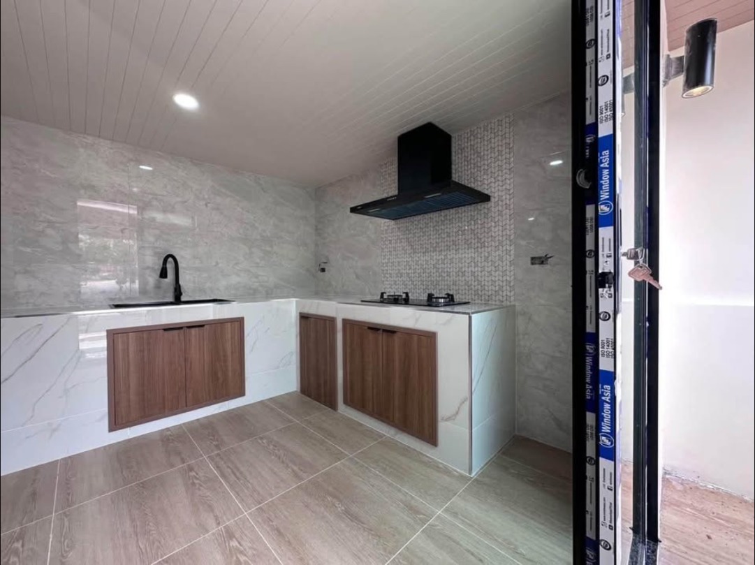 Renovated single-storey semi-detached house in Pa Khlok – photo 10