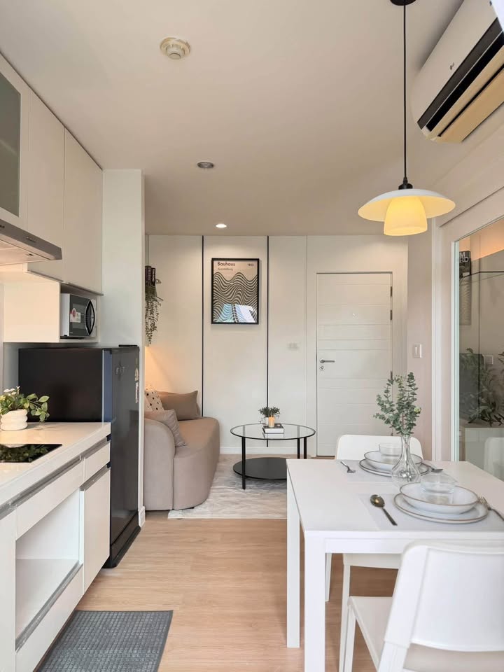 Pool-view condo at The Scene, Kathu – photo 5