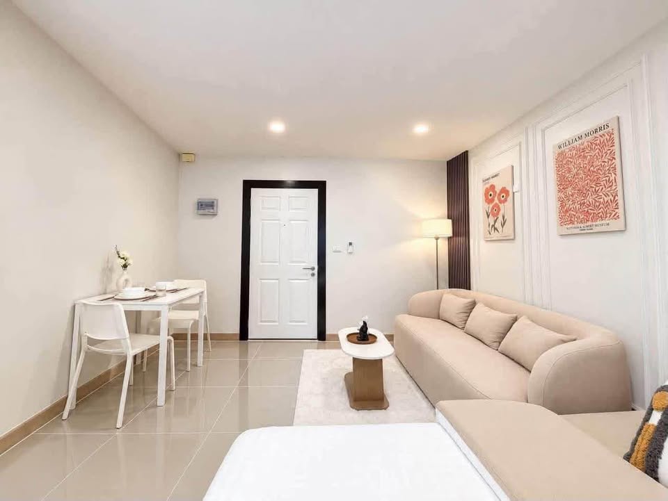 Renovated 1-bedroom condo with pool view at The View Condo Suan Luang – photo 4