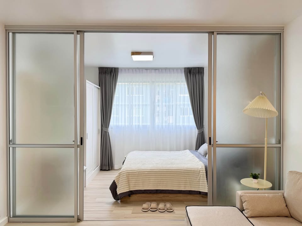 Renovated pool view condo for sale at D Condo Kathu – photo 6
