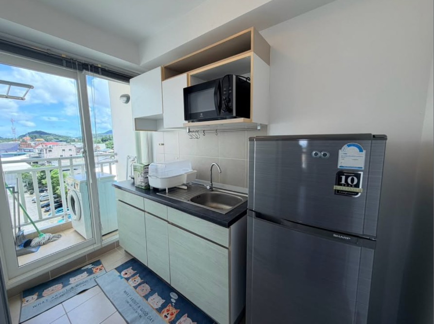 Corner 1-bedroom sea view condo at Supalai Lagoon – photo 8