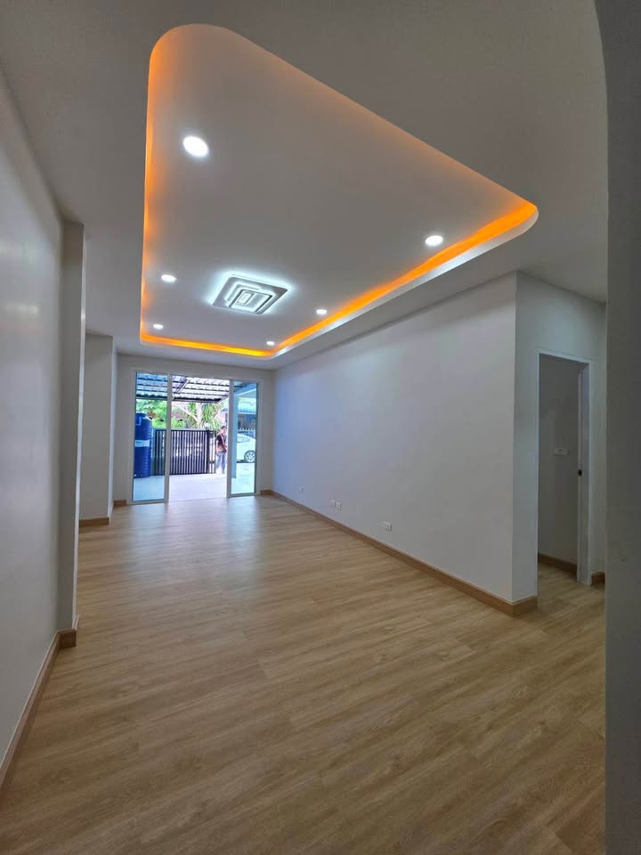 Renovated single-storey townhouse for sale at Dusit Buri, Sam Kong – รูปที่ 4