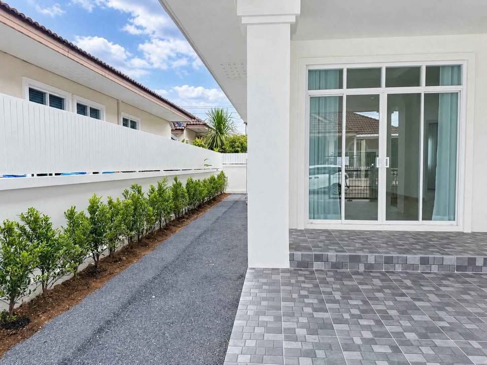 Renovated 2-bedroom house in Sinsuk Thani, Thalang – photo 2