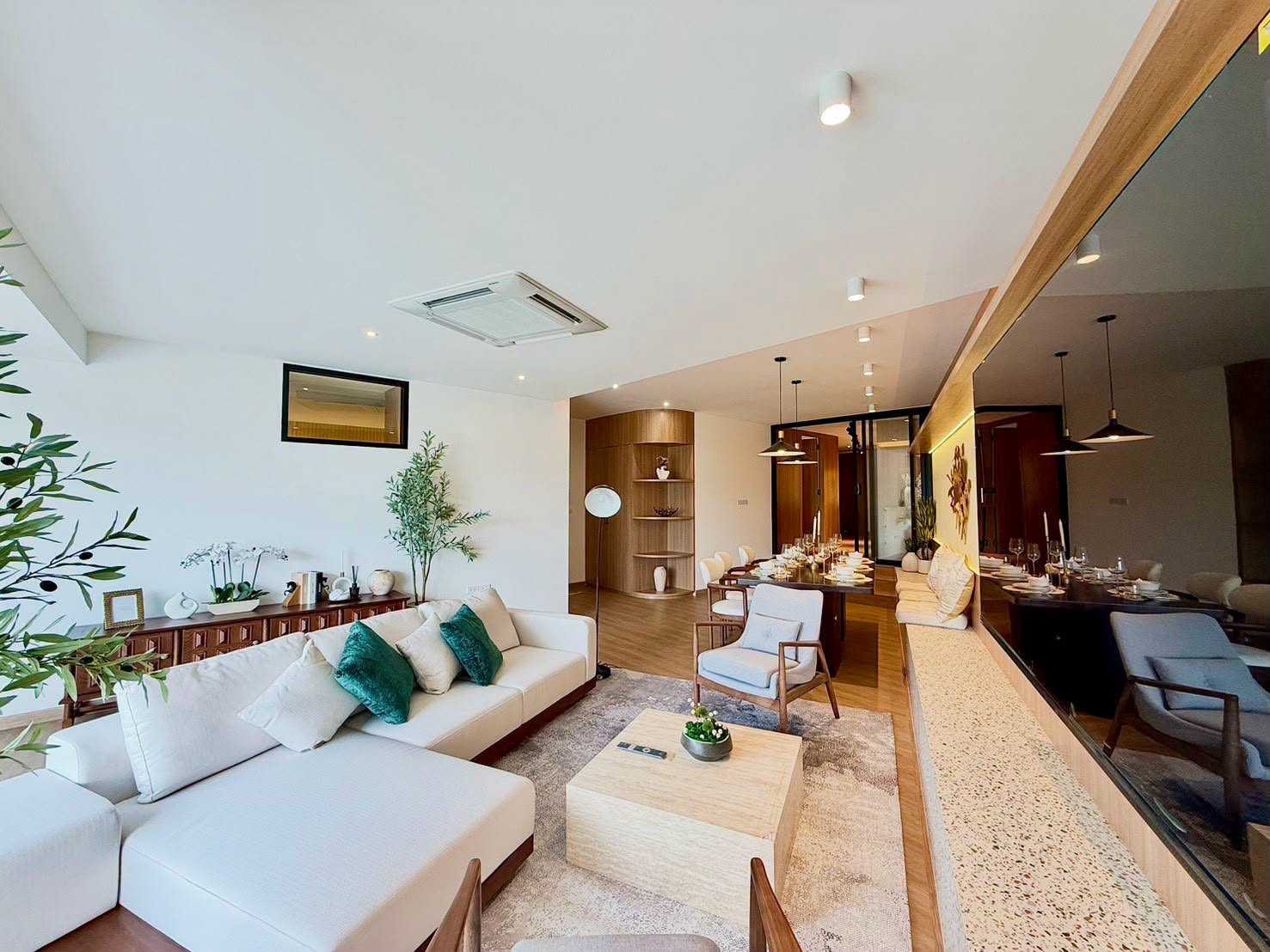 Renovated 3-bed golf view condo for sale in Kathu – photo 7