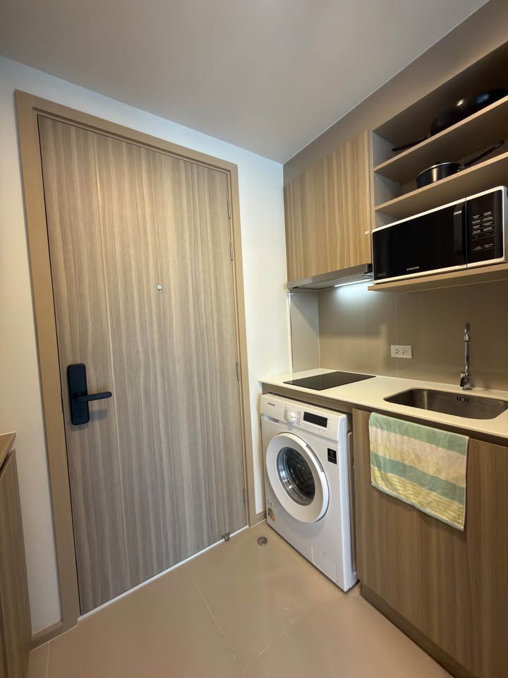 Pool view studio for rent at The Base Rise – รูปที่ 6