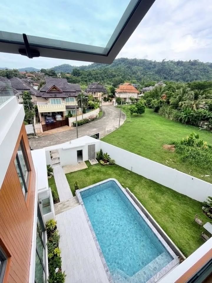 New 4-bedroom pool villa with mountain view for sale at NAI Villas Lagoon Chalong – รูปที่ 4