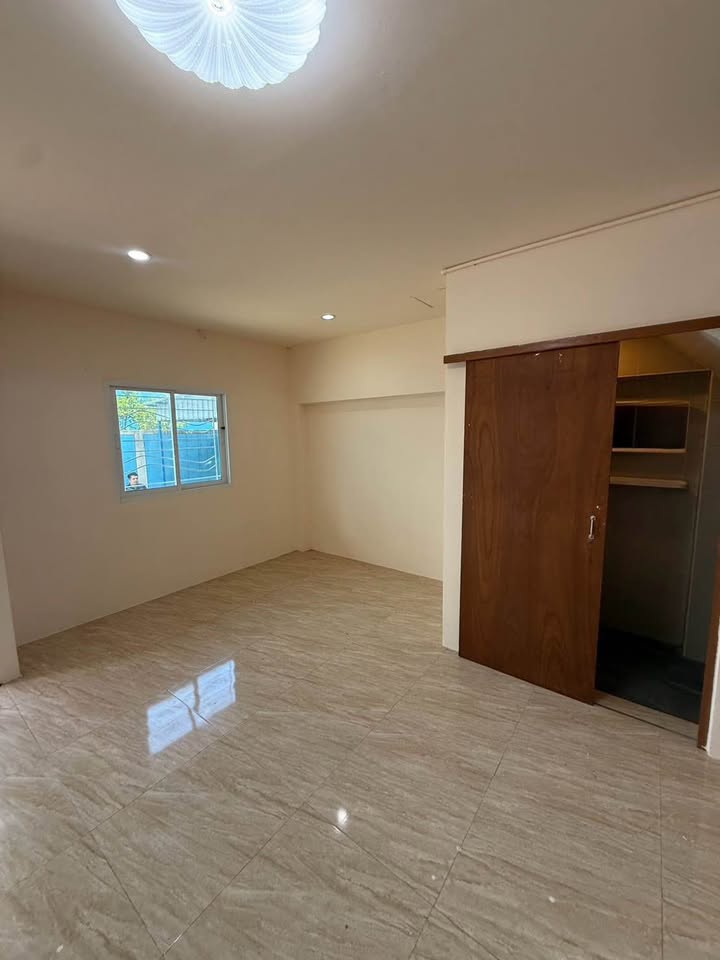 Renovated 2-storey townhouse for sale on Toh Sae Road, Phuket Town – photo 9