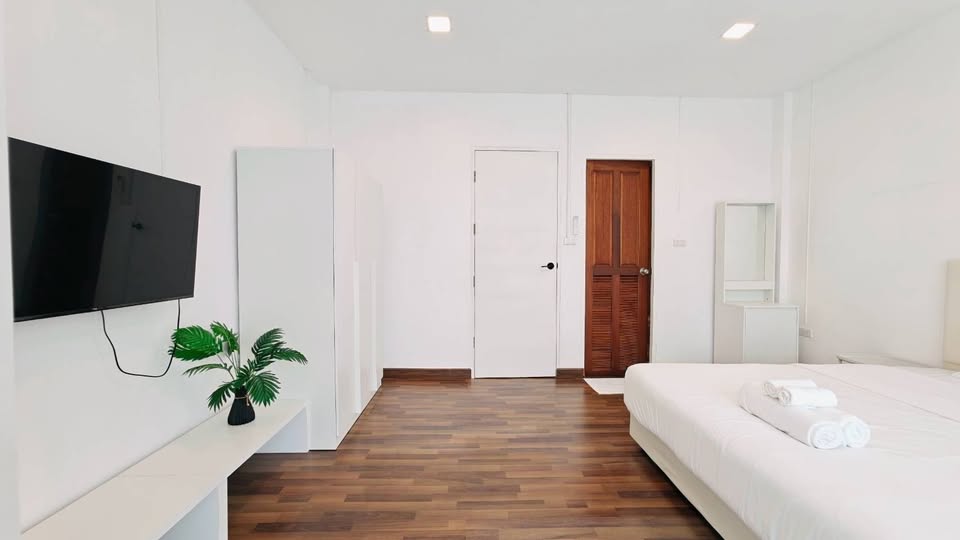 Renovated furnished townhouse for rent near Wat Chalong – รูปที่ 9