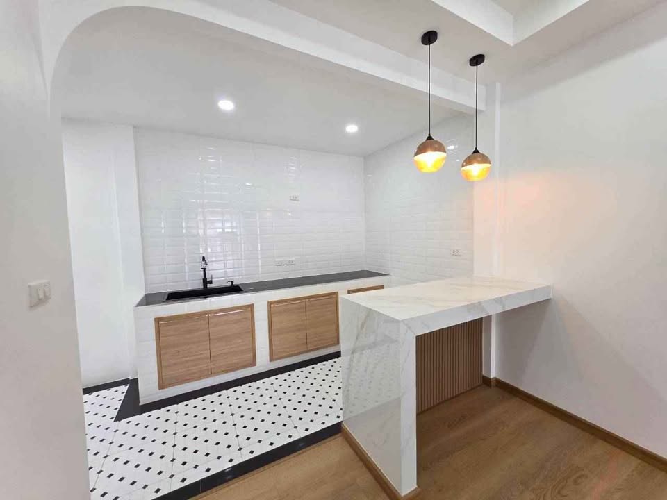 Like-New Townhome for Sale at Irawadee Bo Rae, Wichit – photo 10