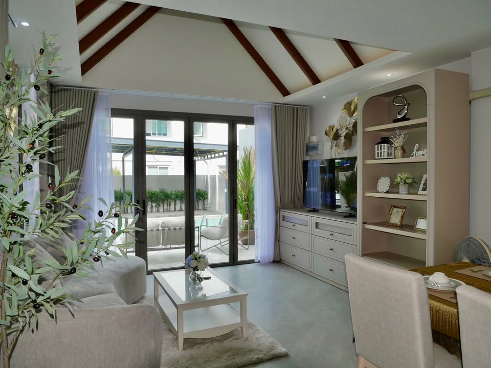 Renovated 3-bedroom pool villa for sale in Kamala – photo 5