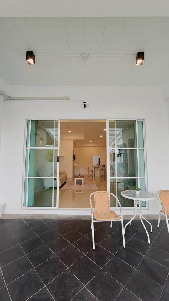 Furnished 2-bedroom townhome for rent in Chalong – photo 9