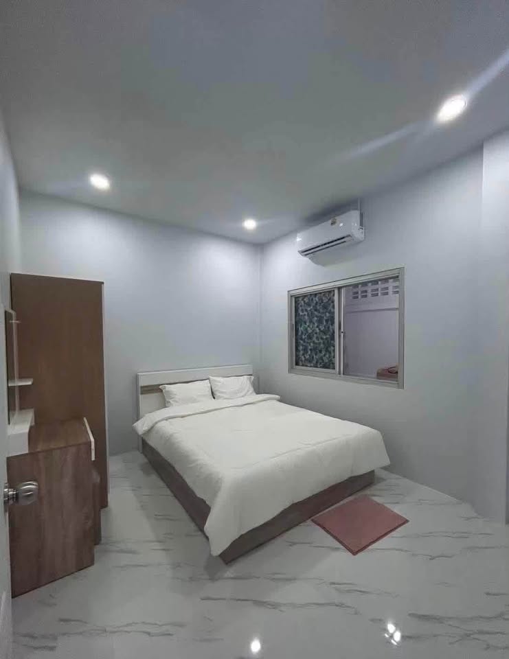 Furnished 2-bed corner house for rent at Srisuchat Grand View 2 – รูปที่ 6