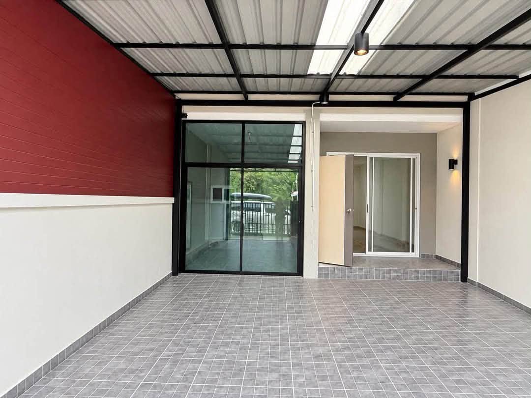3-bedroom 2-storey townhouse for sale in Green Ville, Pa Khlong Chip – photo 2