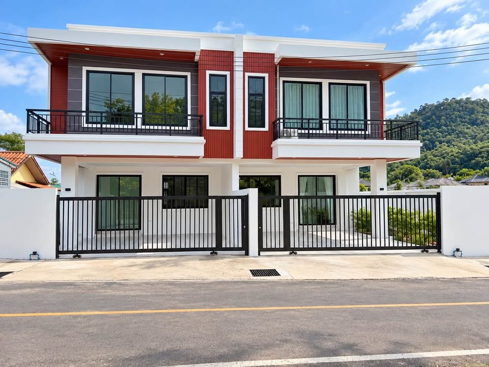 New 3-bedroom semi-detached house for sale in Koh Kaew