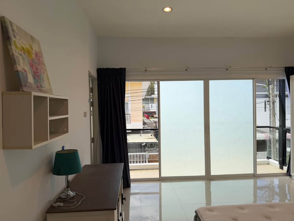 3-bed semi-detached house for rent at Sam Kong Park – photo 4