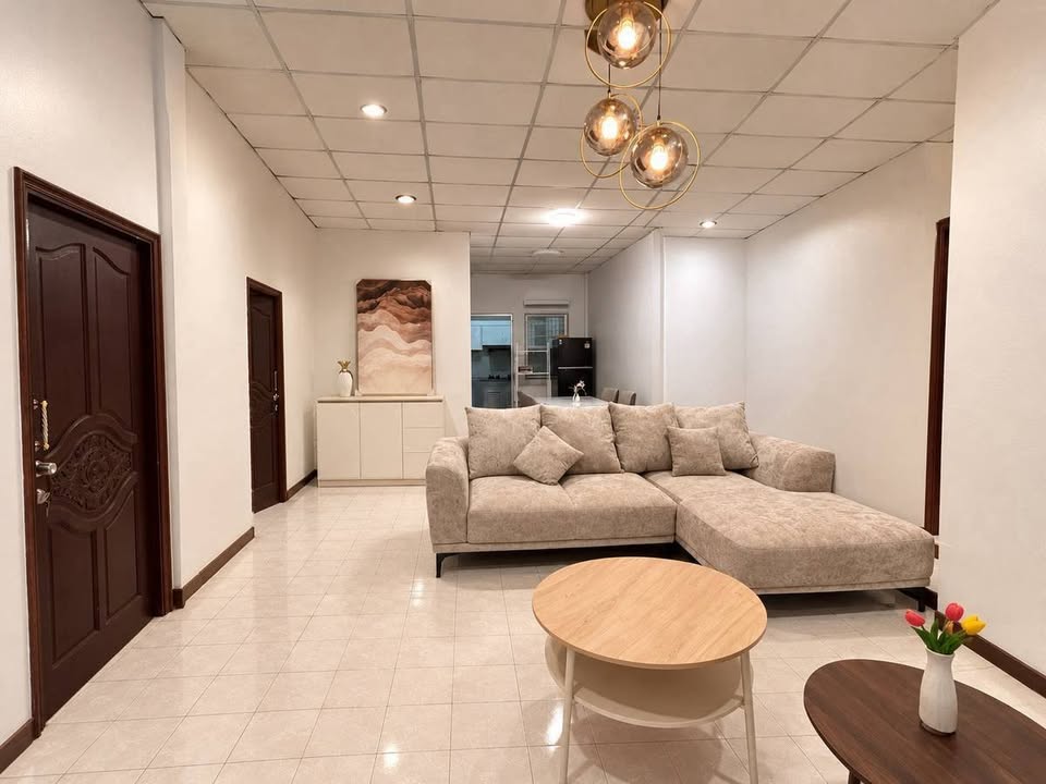 Fully furnished 3-bedroom pet-friendly house for rent in Chalong