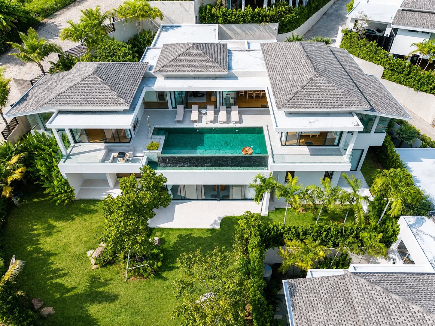 Luxury 4+1BR sea view pool villa in Rawai – รูปที่ 1