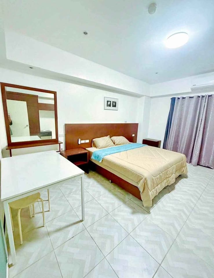 Spacious 1-bedroom condo for sale at Golf View, Kathu – รูปที่ 3
