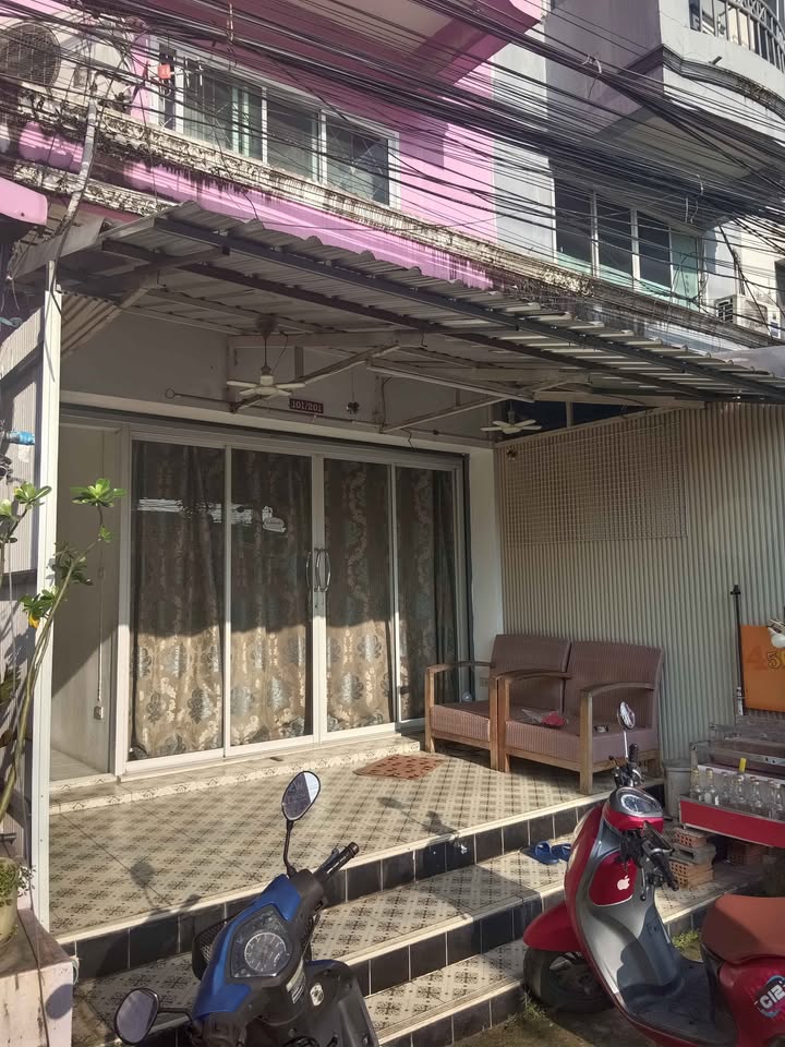 3-storey shophouse on Sam Kong–Phaniang main road – รูปที่ 3