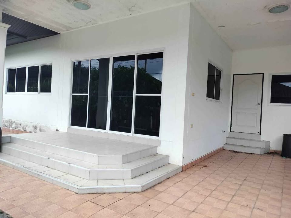 Single-storey 3-bedroom house in Suan Yu Charoen 5, Pa Khlok