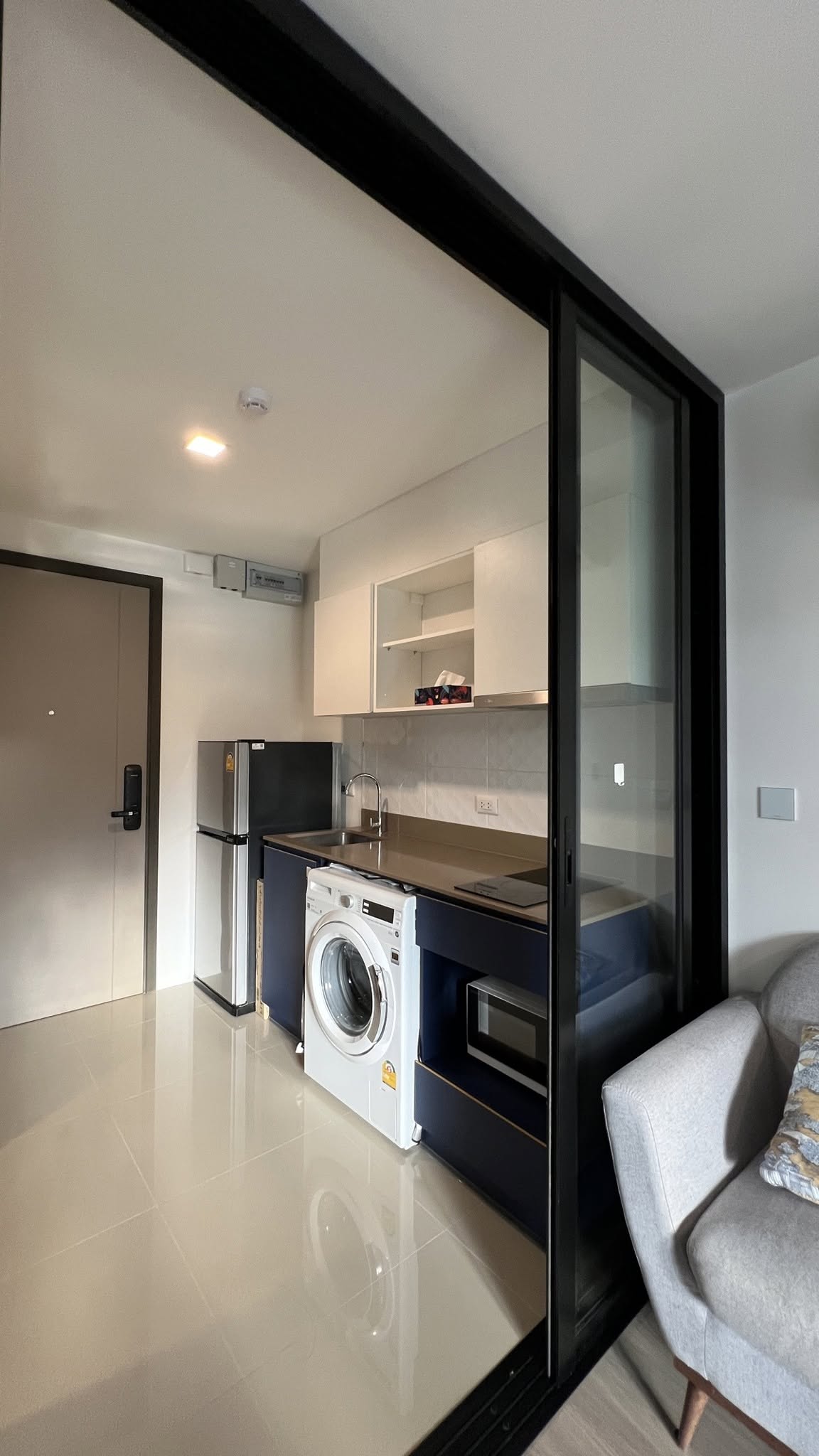 Furnished studio for rent at The Base Central, Phuket Town – photo 3