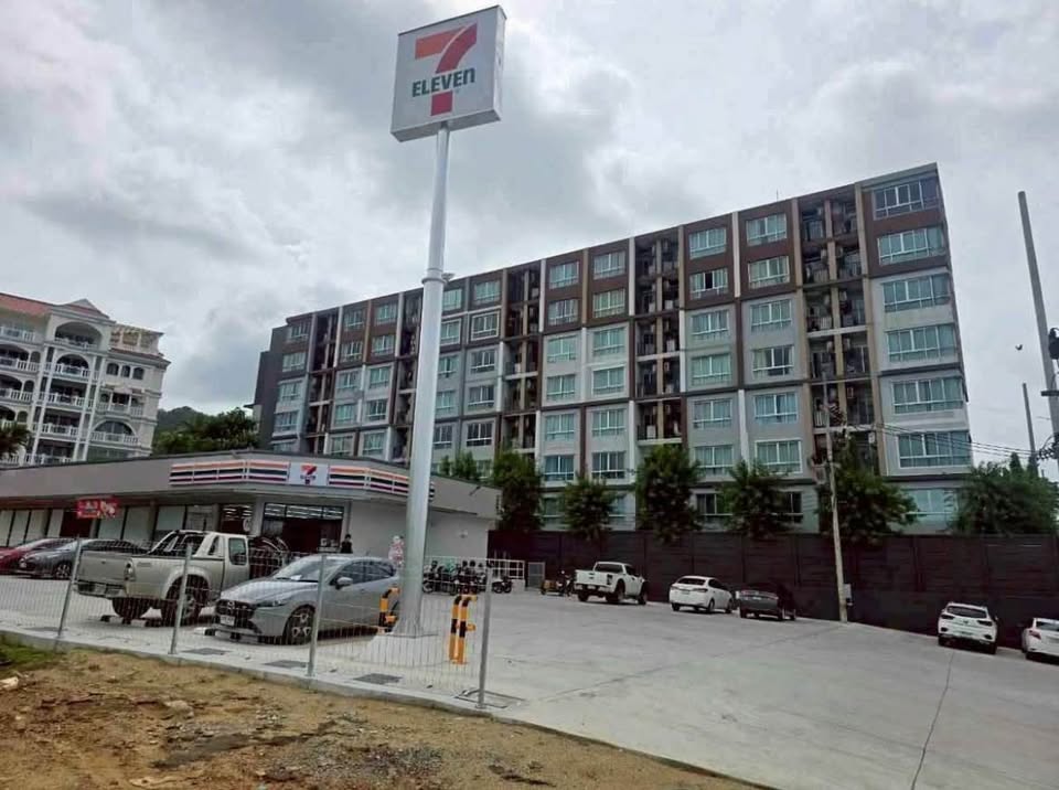 Furnished 2-bed pool view condo for rent at Dcondo Mine Kathu – photo 10