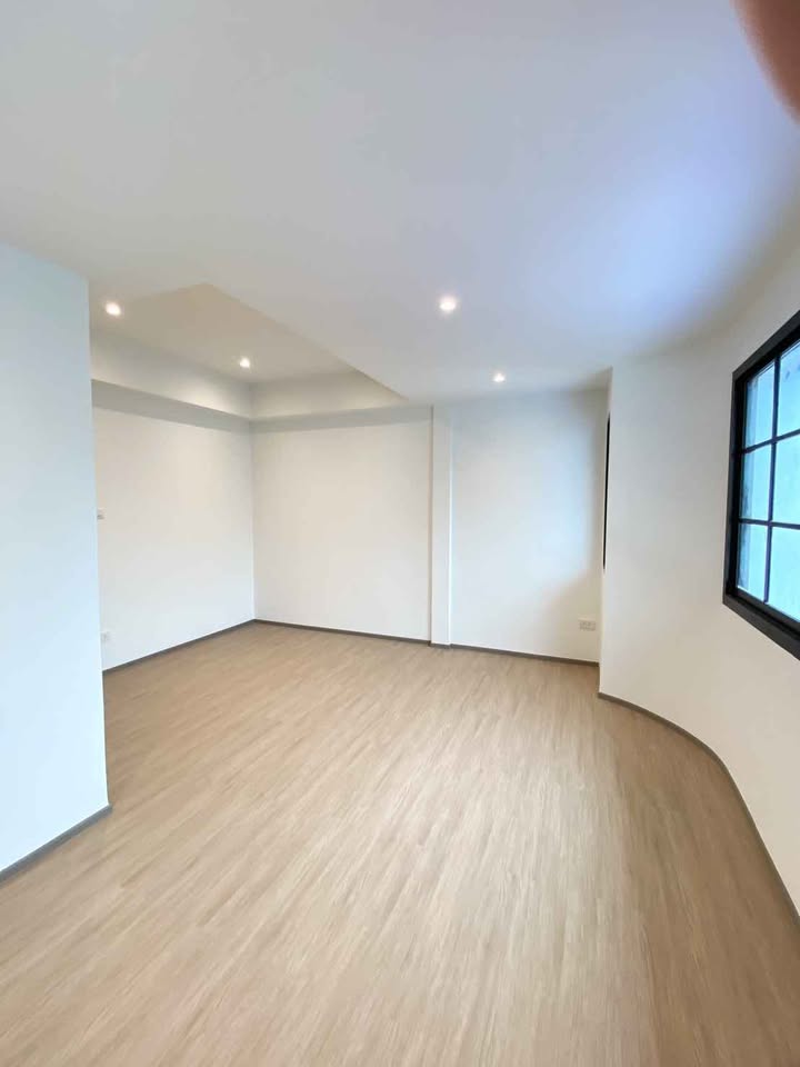 Renovated 2-storey townhome for sale in Rassada near Mission Hospital – photo 9