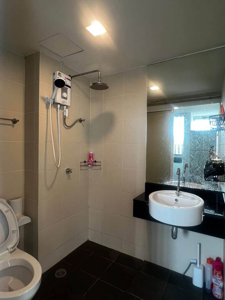 Furnished studio condo for rent at The Wide Condo, Phuket Town – photo 9