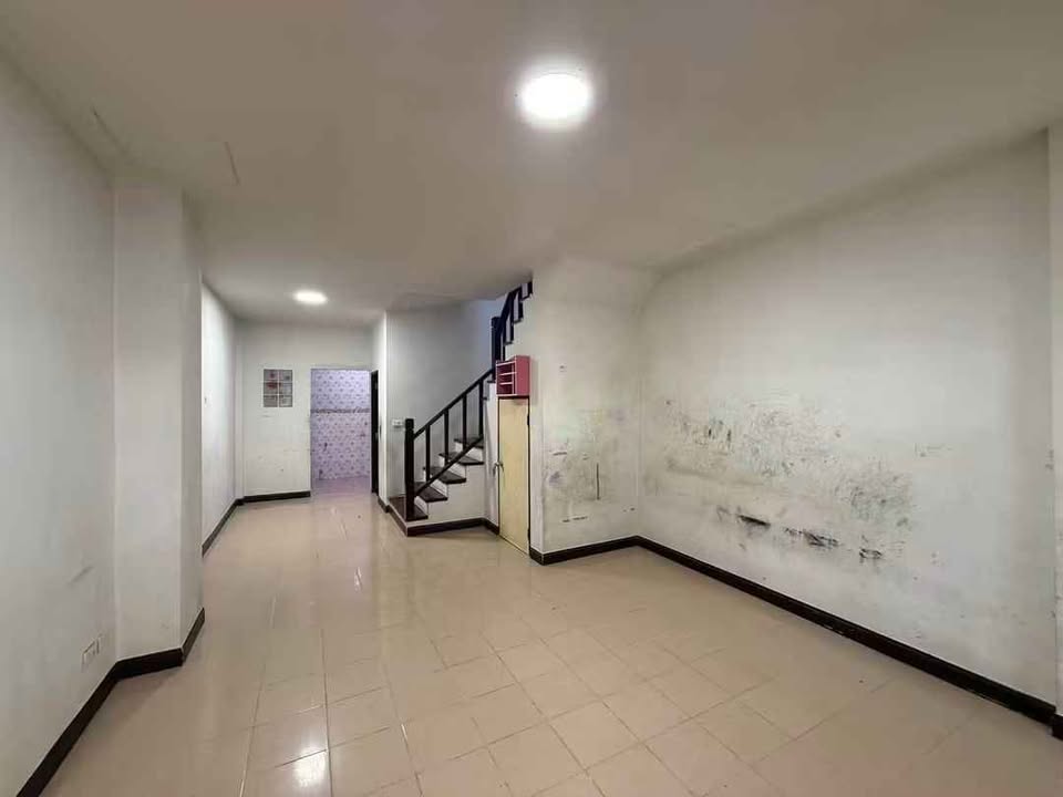 2-storey townhouse in Panason Village, Bo Rae – photo 5
