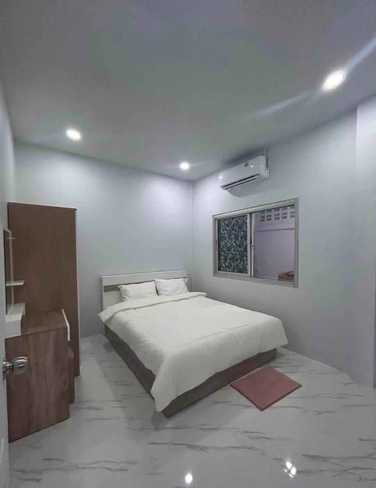 Furnished 2-bed corner house for rent at Srisuchat Grand View 2 – photo 5