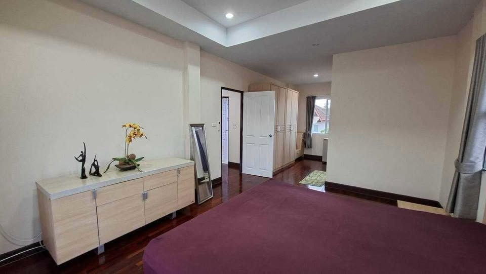 Furnished 3-bedroom house for rent in Chalong