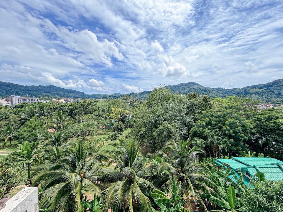 Furnished 1-bed mountain view condo at Plus Condo 2, Kathu – รูปที่ 10