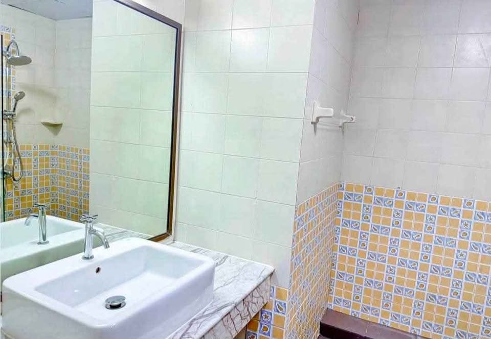 Spacious 1-bedroom condo for sale at Golf View, Kathu – รูปที่ 10