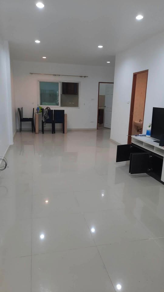 Renovated 2-storey townhouse for rent in Wichit – photo 4