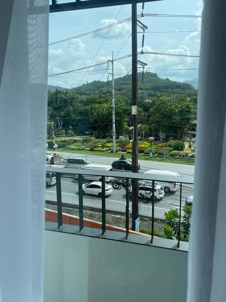 Furnished 1-bedroom condo for rent at The Cube Amaze Srisoonthorn – photo 9
