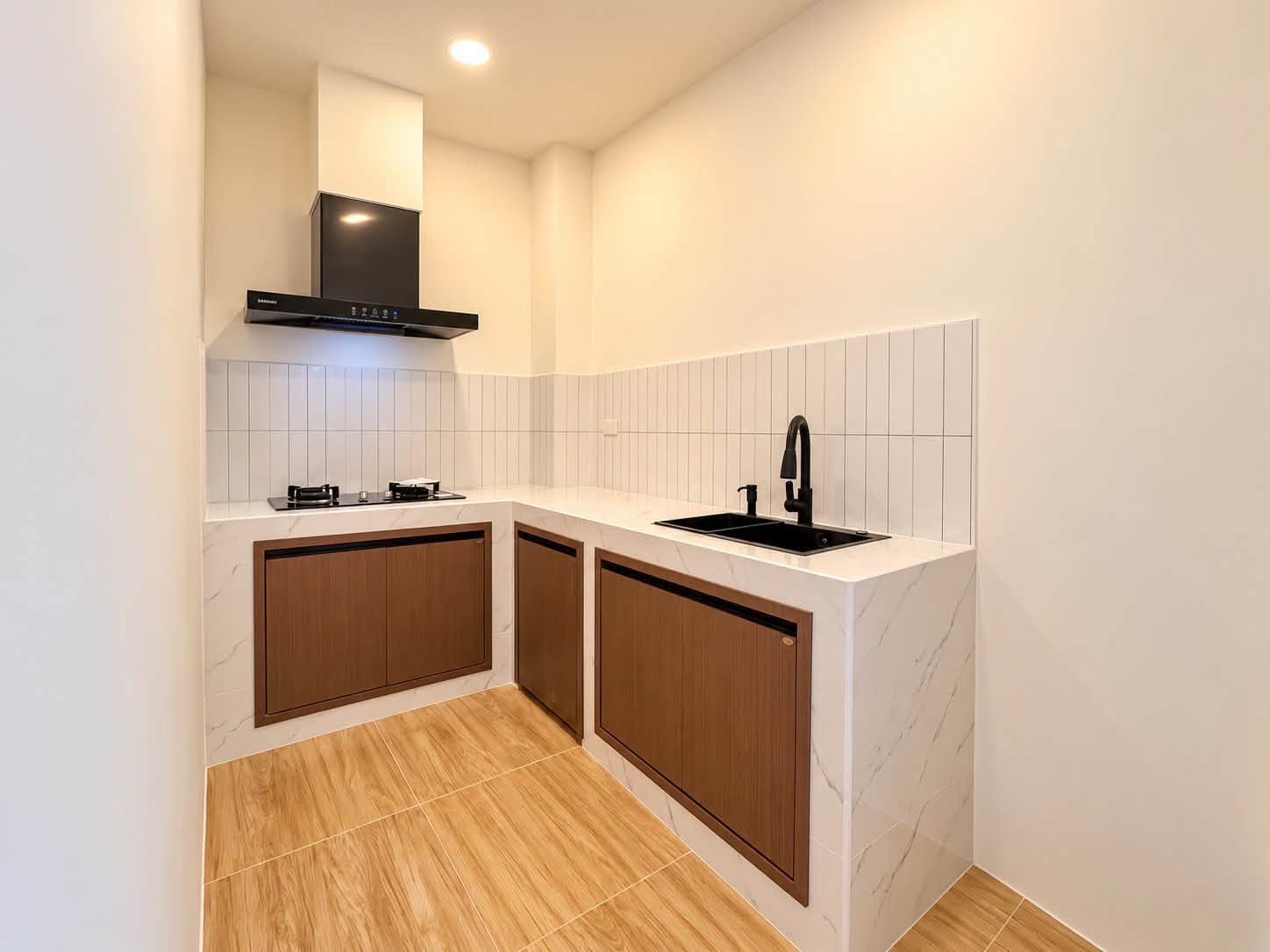 Renovated single-storey townhouse at Phetlada, Ban Khian – photo 6
