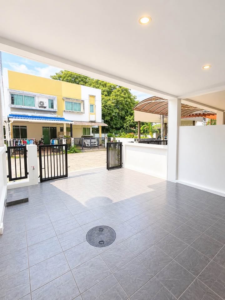 2-Storey Townhouse for Sale at At Town 2 Poonphon, Phuket Town – photo 2